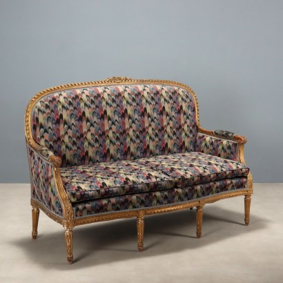 Canapé de style néoclassique