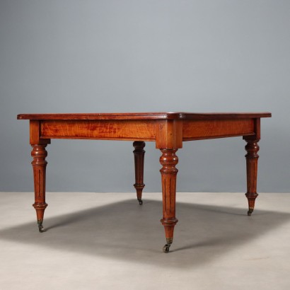 TABLE, Mahogany Stained Oak Table