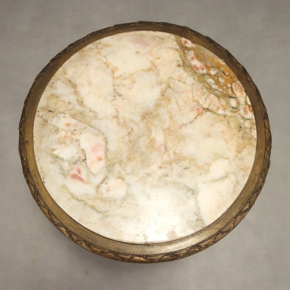 MESA DE CENTRO, Mesa de centro de estilo neoclásico