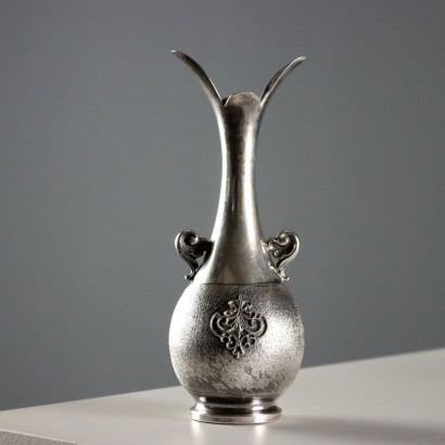 Jarrón de plata