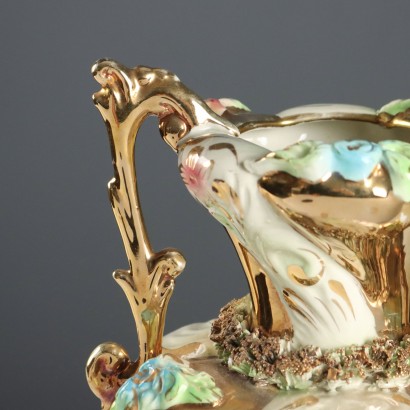 Par de jarrones con fabricación de platos