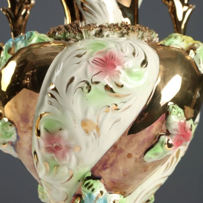 Par de jarrones con fabricación de platos