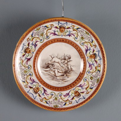 Coppia di Piatti in Maiolica