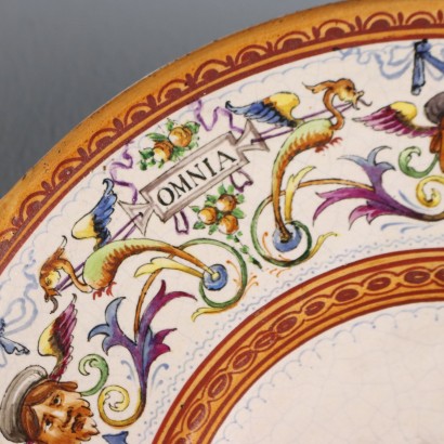 Coppia di Piatti in Maiolica