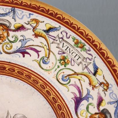 Coppia di Piatti in Maiolica