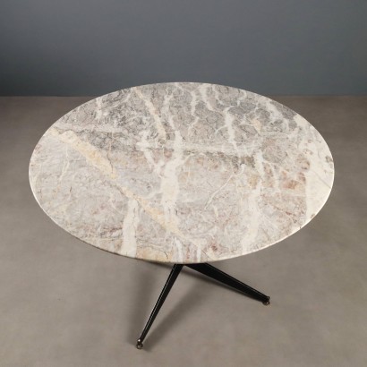 Vintage Round Table from the 60s, Vintage Round Table from the 60s, Vintage Round Table from the 60s, Vintage Round Table from the 60s