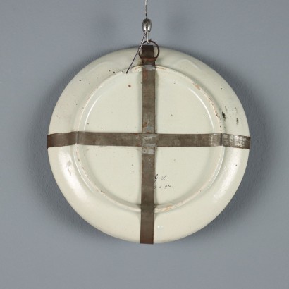 Assiette en faïence