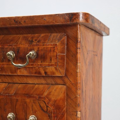 BEDSIDE TABLE, Bedside table in walnut and walnut burl