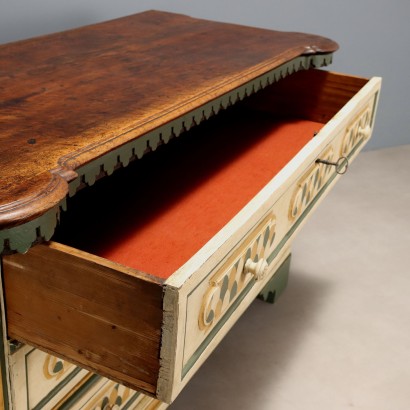 Angepasste barocke Kommode aus Bergamo, bemalte barocke Kommode