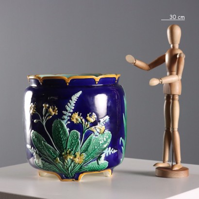 Wedgwo Ceramic Cache Pot