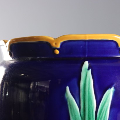 Wedgwo Ceramic Cache Pot