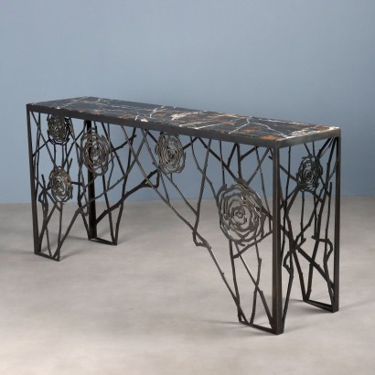 Konsolentisch aus Messing mit Rosengartenmotiv