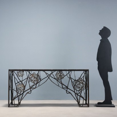 Konsole, Konsole aus Messing mit einem Motiv