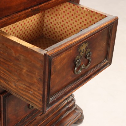 Mesita de noche, Mesita de noche barroca