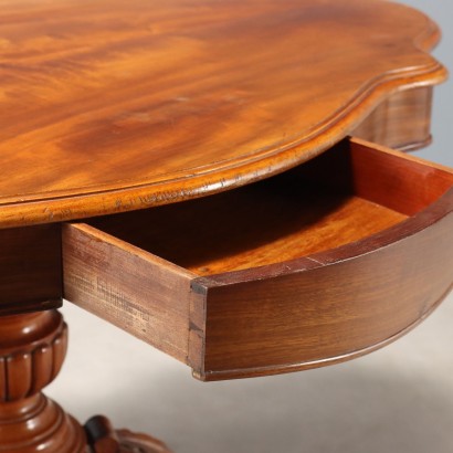 Biscuit Table, Biscuit Table, Mahogany Biscuit Table