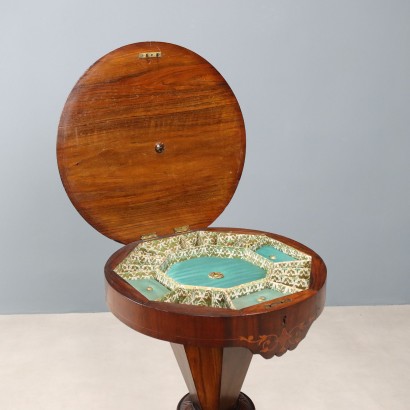 MESA DE TRABAJO, Mesa de costura de nogal