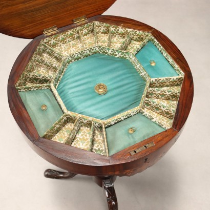 MESA DE TRABAJO, Mesa de costura de nogal