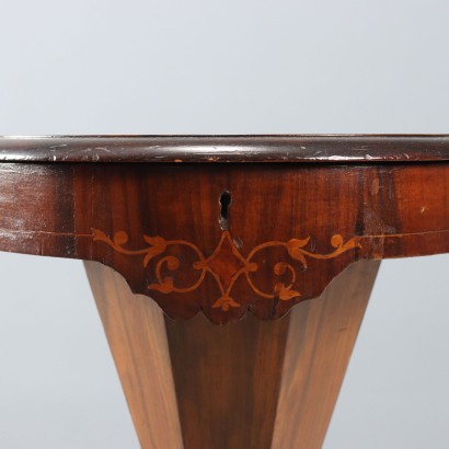 MESA DE TRABAJO, Mesa de costura de nogal