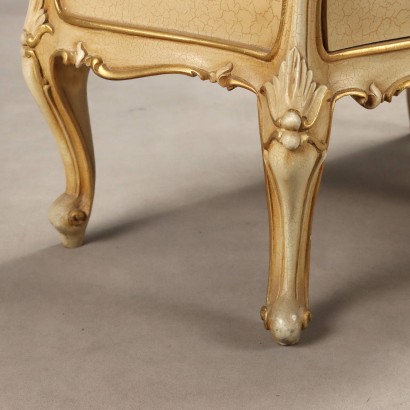 Paire de tables de chevet, Paire de tables de chevet de style baroque, Paire de tables de chevet de style baroque