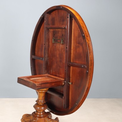 Table, Table en acajou à voile