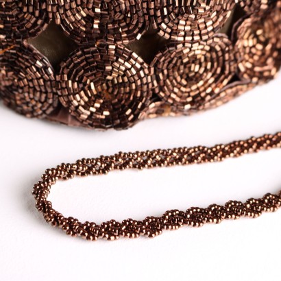 Monedero de cuentas marrones