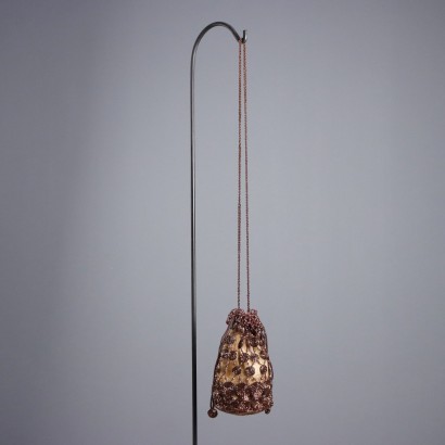 Monedero de cuentas marrones