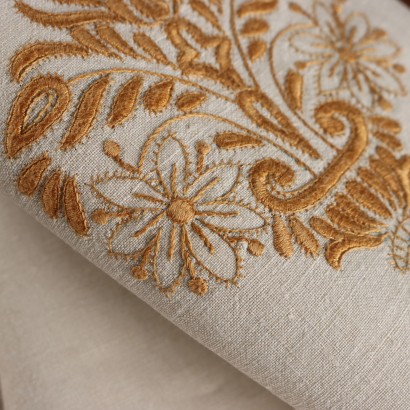 Embroidered Linen Tablecloth 187x162 cm