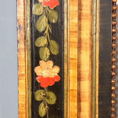 Lackierter Rahmen, freistehender Spiegel mit Rahmen