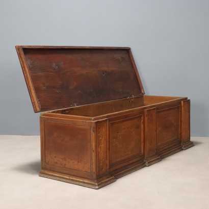 Cassapanca,Cassapanca in Noce