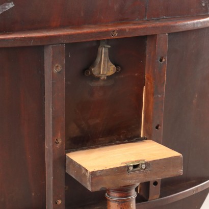 Tavolino,Tavolino a Vela in Mogano