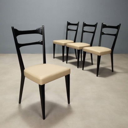 Vier Stühle aus den 60er Jahren