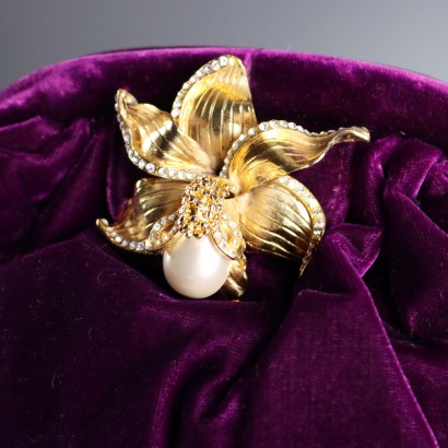 Vintage Clutch mit Schmuckbrosche