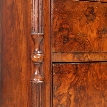 Kommode, Louis Philippe Kommode aus Nussbaum und Rad