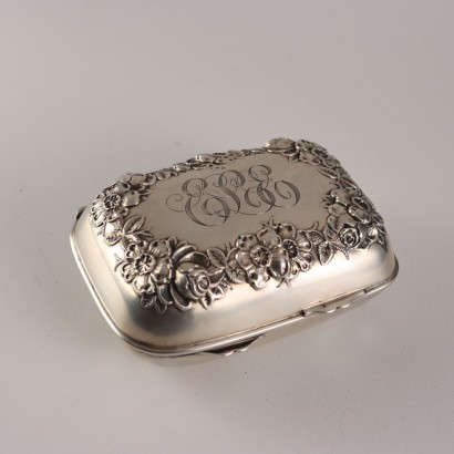 Caja de plata esterlina