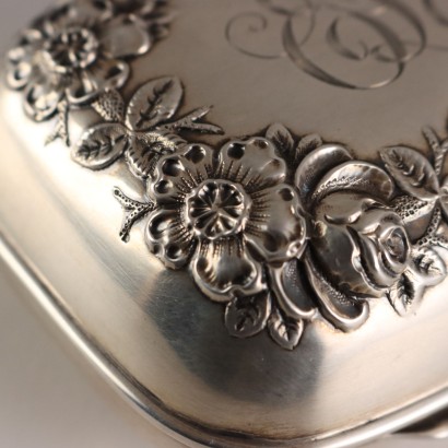 Caja de plata de ley