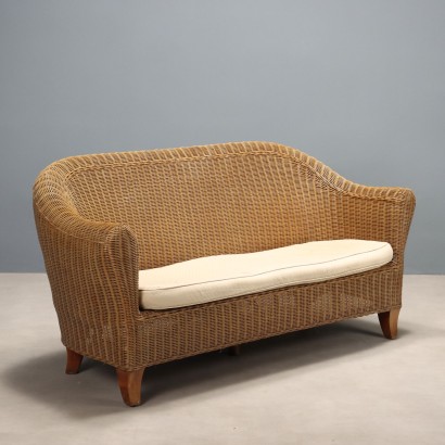 Sofá de mimbre de dos plazas