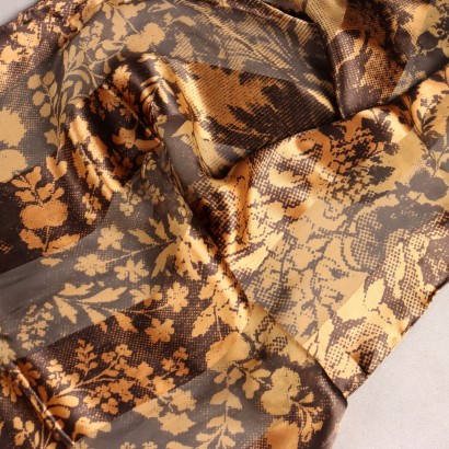 Écharpe en soie vintage Ferré