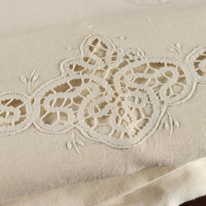 Drap avec deux taies d'oreiller