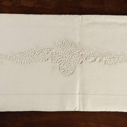 Drap avec deux taies d'oreiller