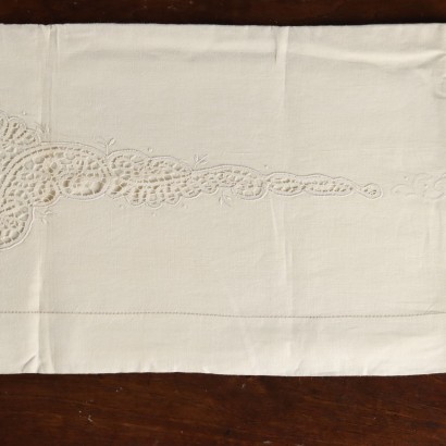 Drap avec deux taies d'oreiller