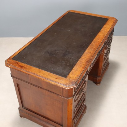 Bureau, Bureau Umbertina en noyer