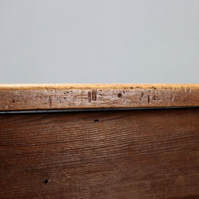 Mesa, Mesa de Nogal de Estilo Neorenacentista