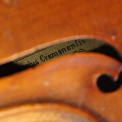 Violín con estuche