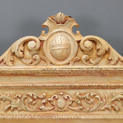 Cabecero, Cabecero de estilo neorrenacentista