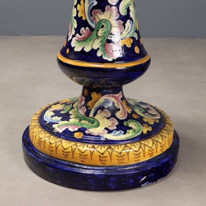 Majolika-Säule im Stil der Neorenaissance