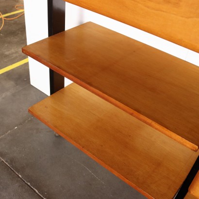 Three-bay bookcase from the 1960s