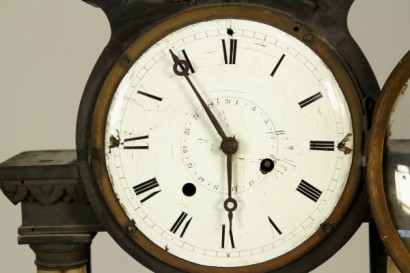 antiques, objets d'art, clock, 1815 1830 Restoration, 19th century, alabaster, #antiquariato #oggettistica