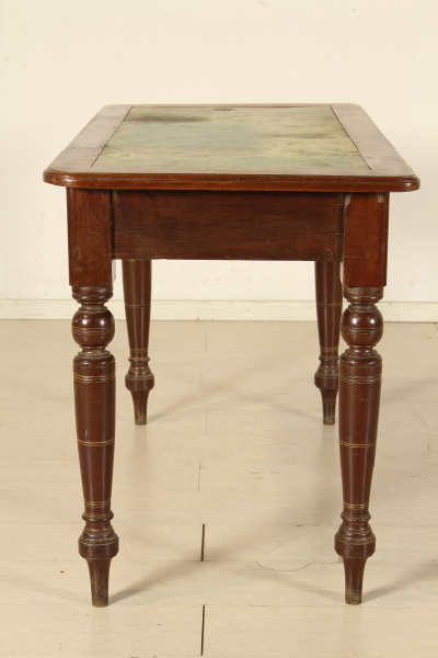 Desk with turned legs Antiques Desks Writing Desks dimanoinmano