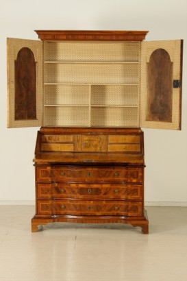 Neoclassical Drop-Leaf Chest of Drawers Walnut Olive Late 1700s