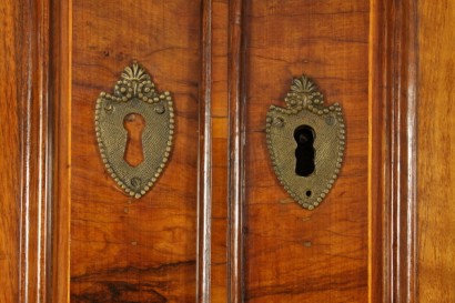 Neoclassical Drop-Leaf Chest of Drawers Walnut Olive Late 1700s